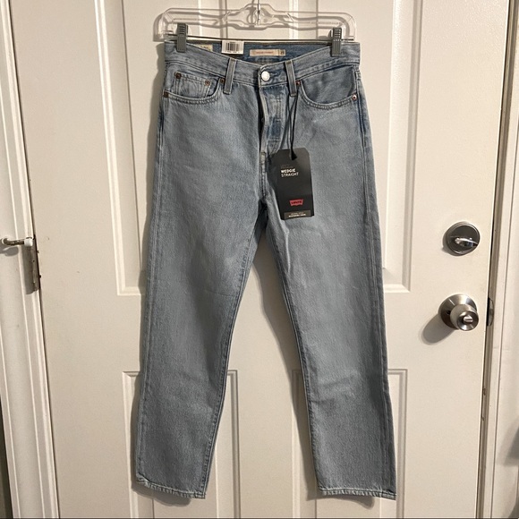 LEVI’S Wedgie Fit Straight Jeans - Picture 3 of 11